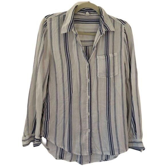 Beach lunch lounge Button-down Shirt - Picture 1 of 7